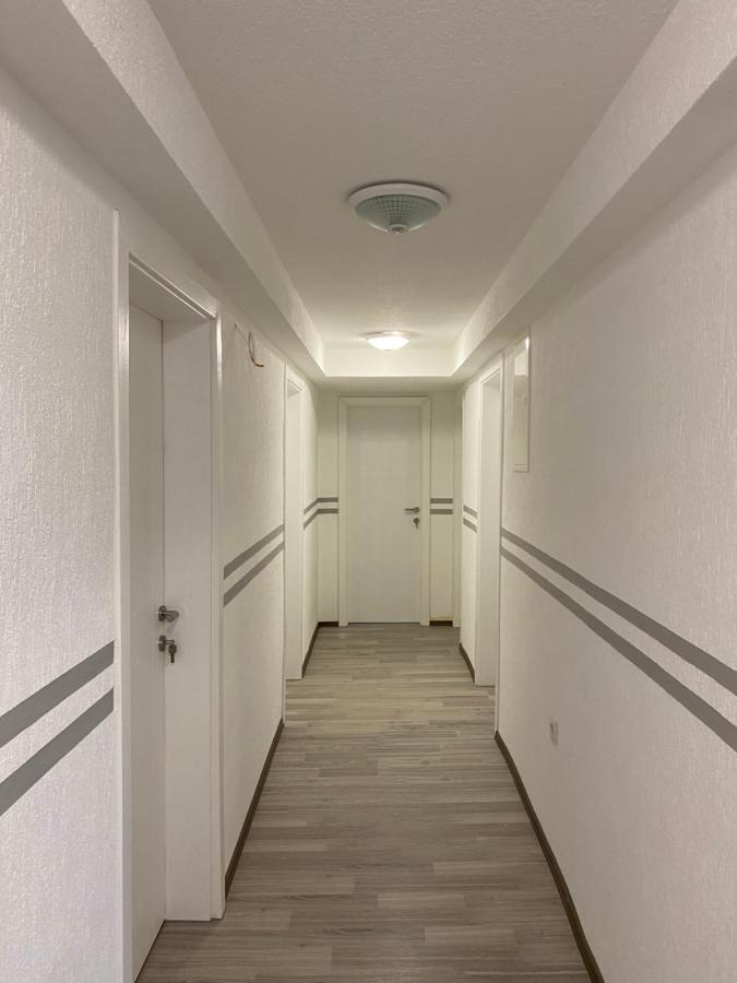 Hotel Weisse Rose By Strada Heidenheim an der Brenz Buitenkant foto